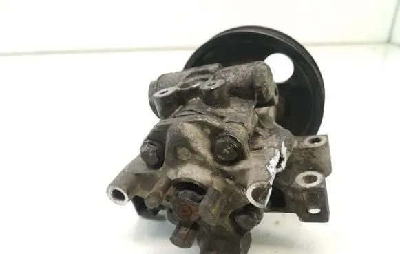 Ford Transit Power steering pump 6C112A674AA 6C1Q3A733AA
