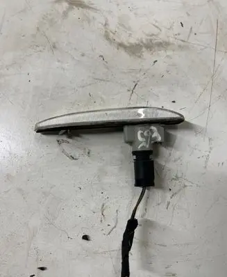 BMW 7 E65 E66 Front fender indicator light 6906393