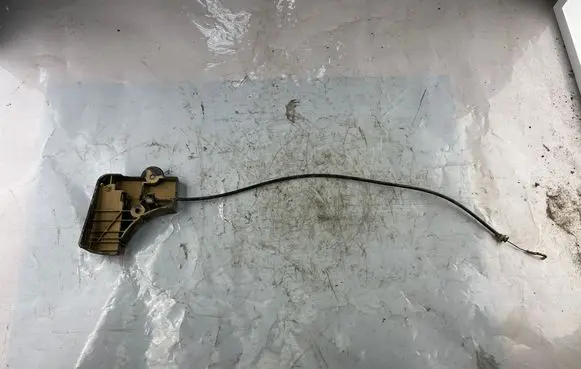BMW 3 E46 Seat adjustment handle 8209034