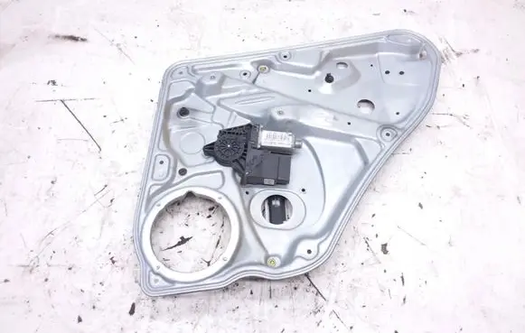 Volkswagen PASSAT B5.5 Rear door window regulator with motor 3B9839756C 3B5839752BF