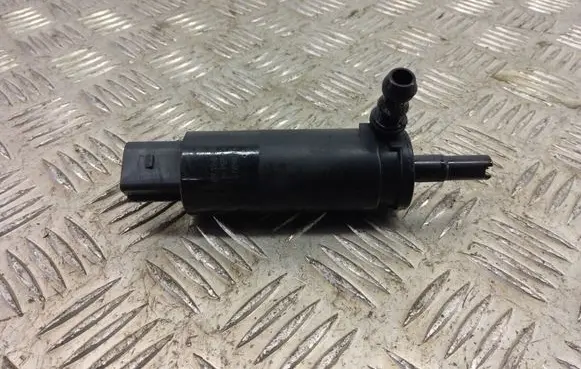 BMW 7 E65 E66 Headlight washer pump 6973097