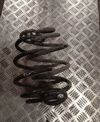 Volkswagen PASSAT B5.5 Front coil spring 3B0511115T