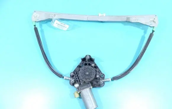 Renault Clio II Front door window regulator with motor 0130821691 IMPRK1356263