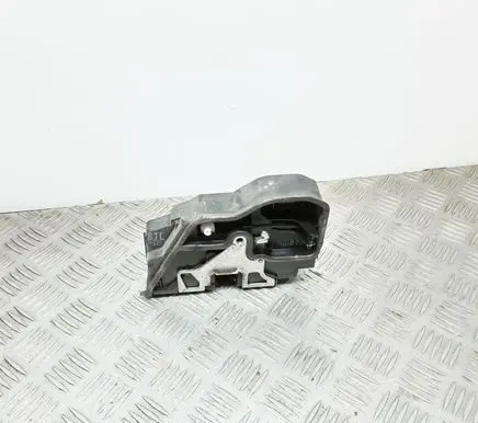 BMW 5 E60 E61 Front door lock 7167073