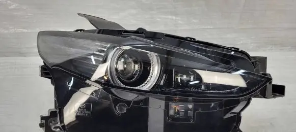 Mazda CX-30 Headlight/headlamp DFR751030 KA174 W5553R