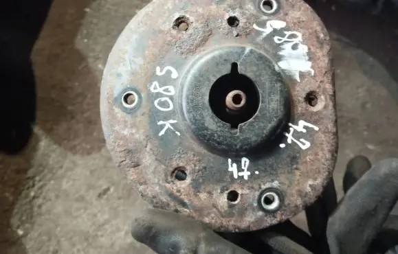 Volvo S80 Front shock absorber/damper 31304095