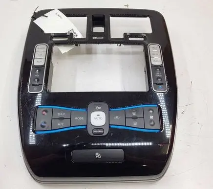 Nissan Leaf I (ZE0) Climate control unit 275003NH0C T949197A