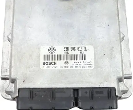 Volkswagen PASSAT B5 Engine control unit/module 038906019BJ 0281010176