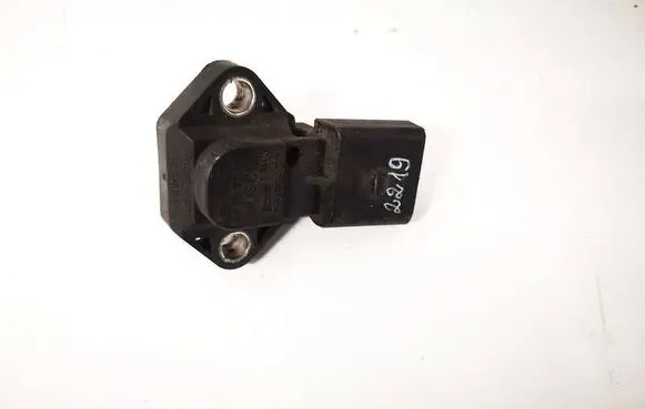 Audi A6 S6 C5 4B Air pressure sensor 059906051 059906051C