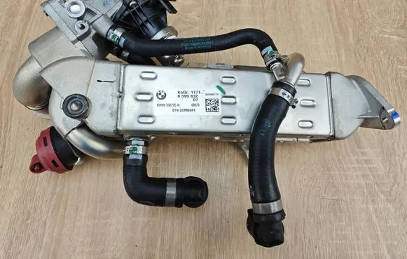 BMW 8 G16 EGR valve cooler 8599832