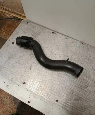 Peugeot 3008 II Air intake hose/pipe 9813341380 11986