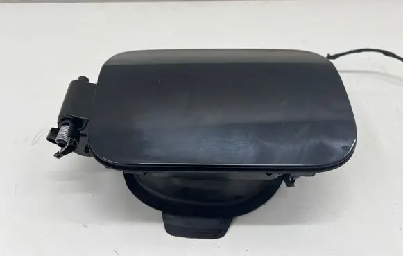 BMW i4 Electric car charge socket cover G26BEV 9447698