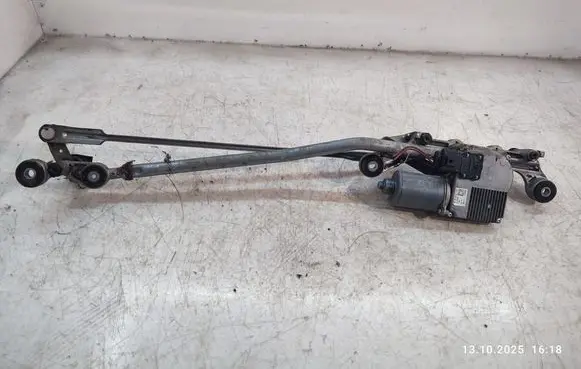 Audi Q7 4L Front wiper linkage and motor 4L2955119