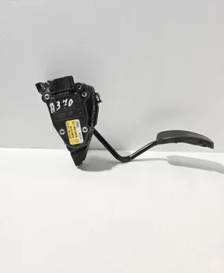 Renault Trafic II (X83) Accelerator throttle pedal 8200289176 93851978 6PV00811933