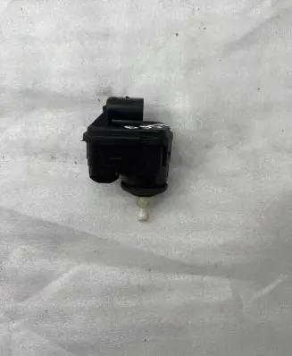 Audi A3 S3 8L Headlight level adjustment motor 8L0941295