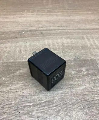 Audi A3 S3 8L Other relay 8A0951253A 899585 203