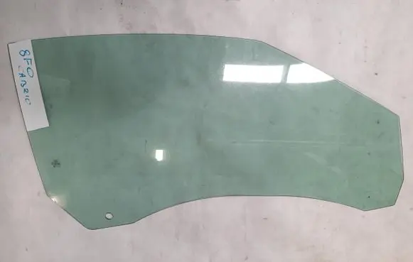 Audi A5 Front door window/glass (coupe) 
