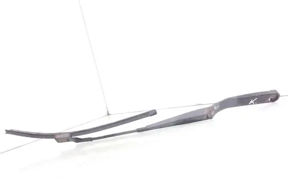 Volkswagen Polo IV 9N3 Front wiper blade arm 6Q1955409C