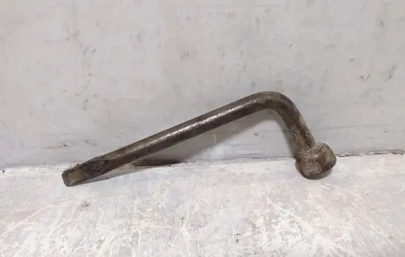 Peugeot 407 Wheel nut wrench 