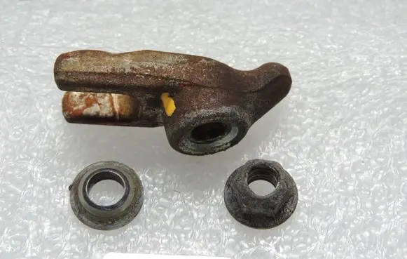 Alfa Romeo Giulietta Fuel Injector clamp holder 55235294 55235265