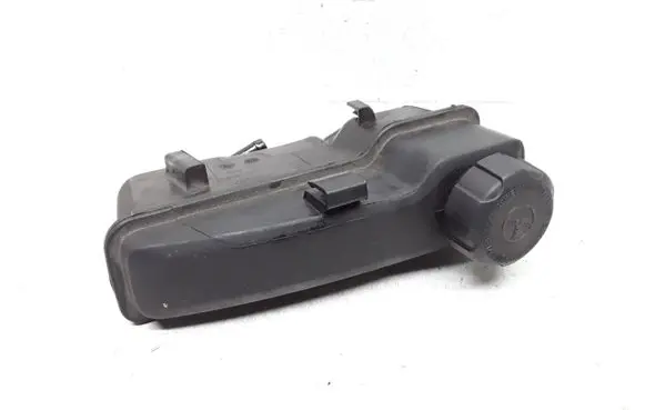 Volvo XC90 Power steering fluid tank/reservoir 30645621