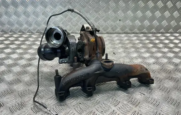 Volkswagen Golf V Turbo 03G253014M