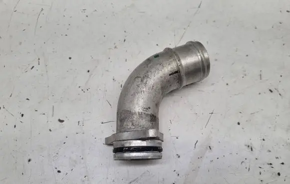 Audi A4 S4 B9 Engine coolant pipe/hose 06121137AC 06M.121.137.AC