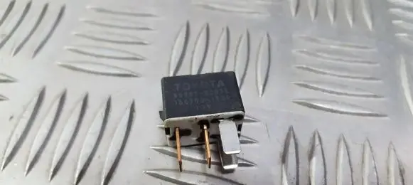 Lexus IS 200-300 Other relay 9098702020