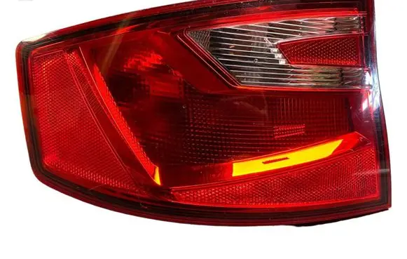 Seat Toledo IV (NH) Rear/tail lights 6JH945095E 2SD01114001AC