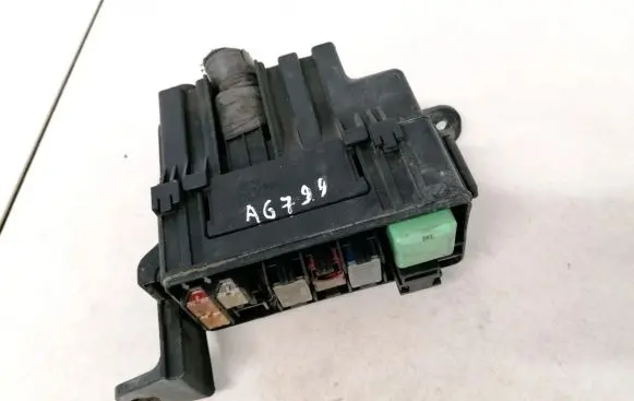 Toyota Previa (XR30, XR40) II Fuse box set