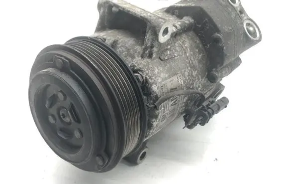 Opel Zafira C Air conditioning (A/C) compressor (pump) 13450516