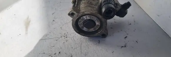 Volkswagen Golf IV Power steering pump 1J0422154C 260665