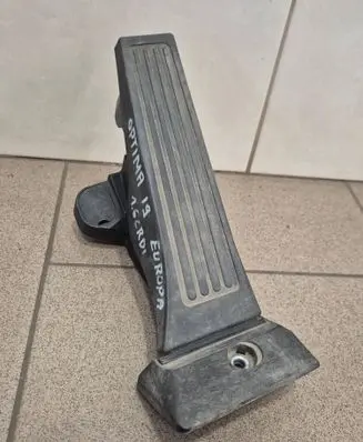 KIA Optima Accelerator throttle pedal OIB0264A3AD4200