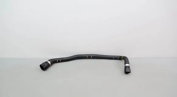 BMW 4 F32 F33 Engine coolant pipe/hose 8673993