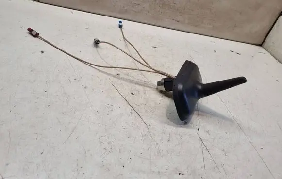 Mercedes-Benz ML W163 Aerial GPS antenna A1638201575 510970 6768038715