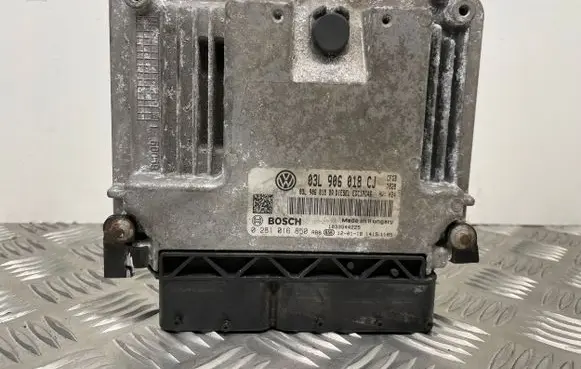 Skoda Superb B6 (3T) Engine control unit/module 03L906018CJ 03L906018BR 0281016850