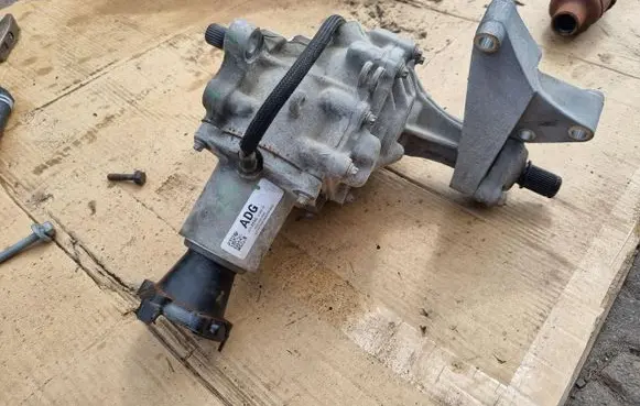 Opel Mokka Gearbox transfer box case 812481521