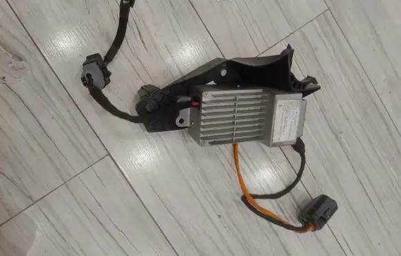 Citroen C4 II Picasso Light module LCM 9805576080