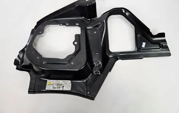 Volvo S40 Radiator support slam panel bracket 31214599
