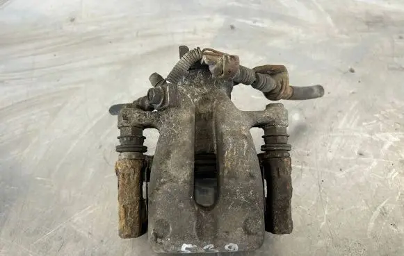 Opel Astra H Rear brake caliper