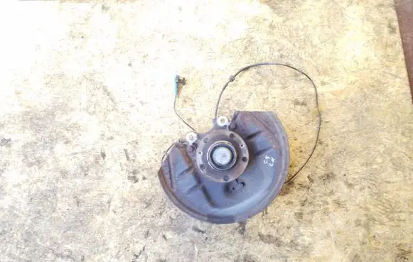 Citroen C5 Rear wheel hub