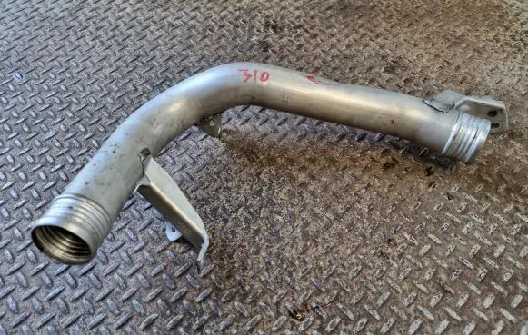 Volvo XC60 Intercooler hose/pipe 31370288