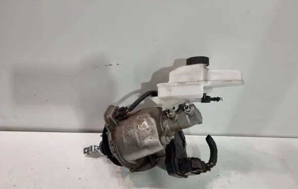 Toyota Yaris Cross Hydraulic servotronic pressure valve 472100D010 0204N00340