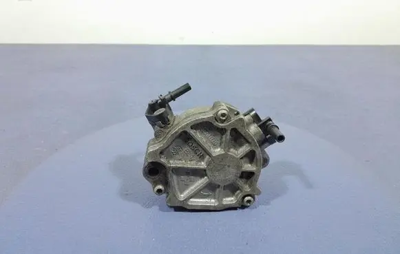 Chevrolet Combo Vacuum pump 9850109580