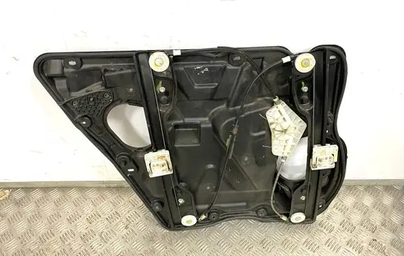 Dodge Journey Rear window lifting mechanism without motor 963218105 963218 00001702