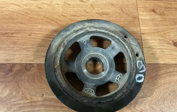 Hyundai i30 Crankshaft pulley