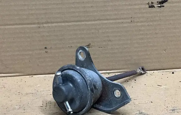 Mazda CX-7 Turbo system vacuum part 