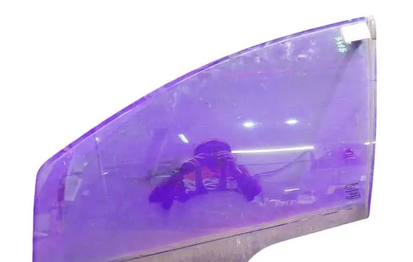 Fiat Punto (199) Front door window glass four-door 