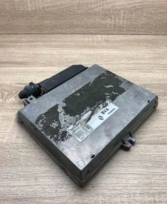 Renault Safrane Engine control unit/module ECU 7700863539