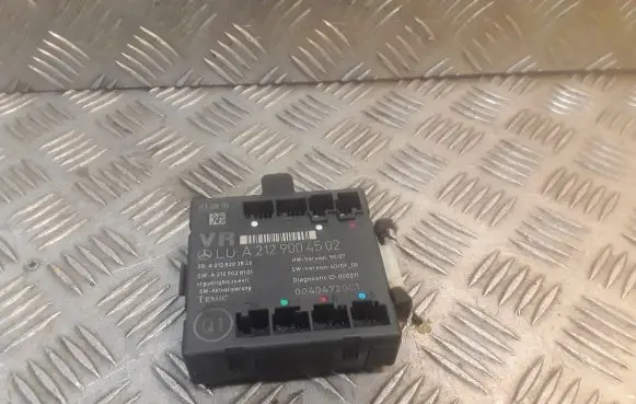 Mercedes-Benz C W204 Door control unit/module 2129004502 A2129004502